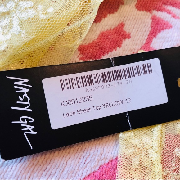 NASTY GAL Yellow Sheer Floral Peplum Top - Picture 2 of 8